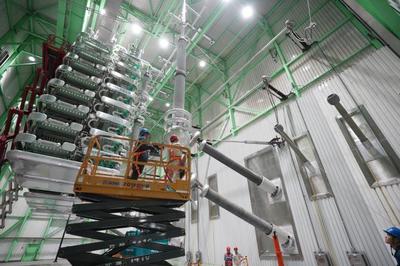 上?！?00千伏南橋換流站“中國心”完成首次“全面體檢”